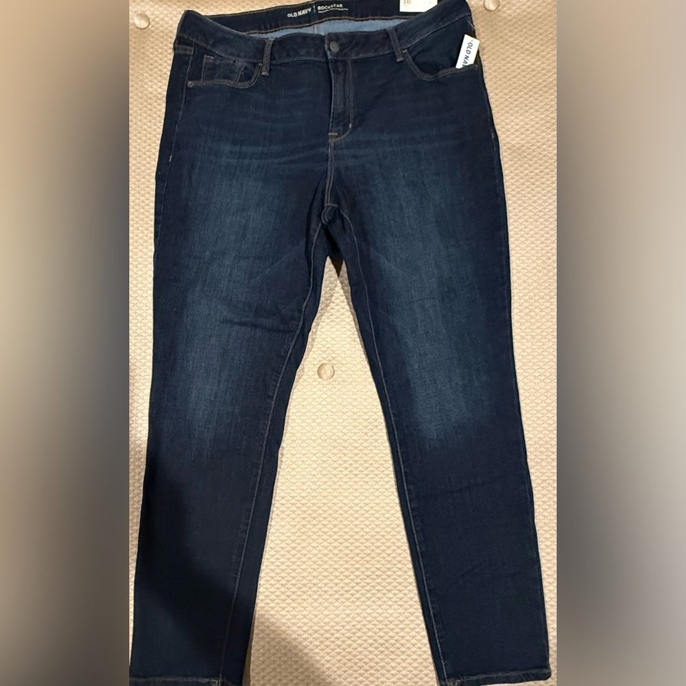 NWT-Old Navy Dark Blue Women's Mid-Rise Rockstar Super Skinny Jeans! Beautiful